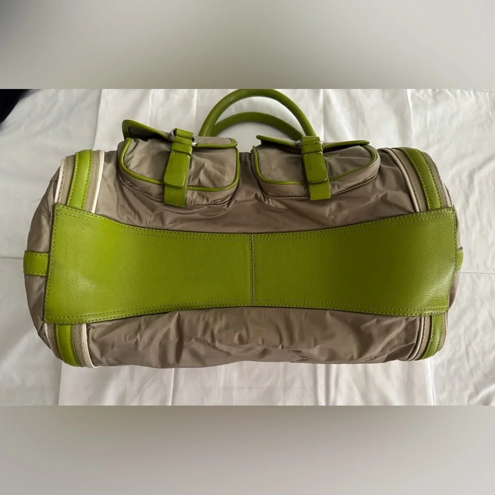 Stylish Neutral & Lime Green Contrast Women’s Shoulder Bag